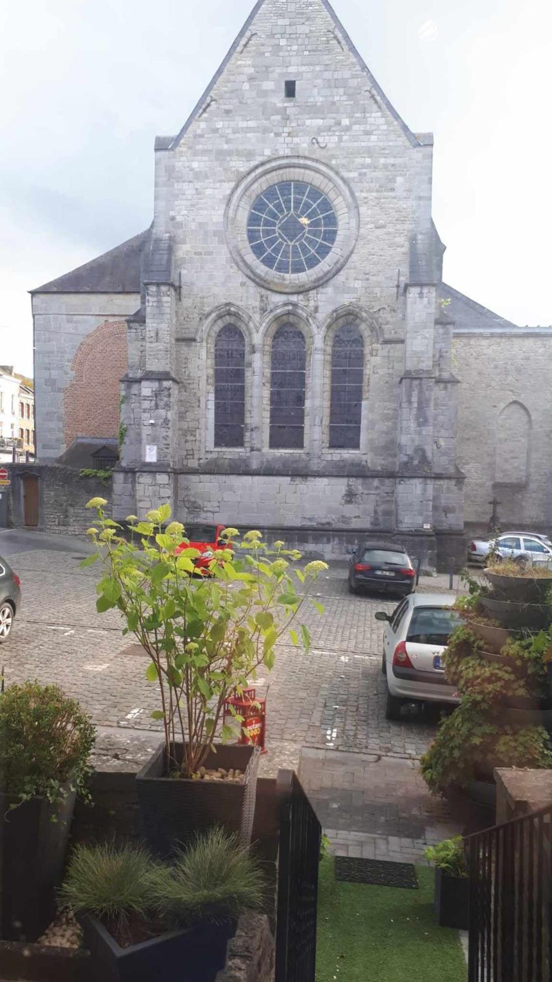 " Chimay Welcome " ---------------- Au Coeur De La Ville Historique --Exceptionnellement Calme Extérieur photo